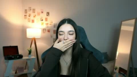 Rachel online show from April 10, 7:42 pm