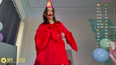 Ashley Dolce and Lou online show from April 13, 3:35 pm