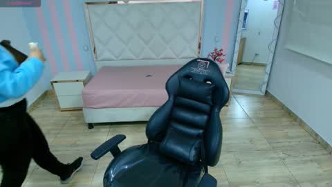 BRENDDA  online show from December 15, 3:23 am