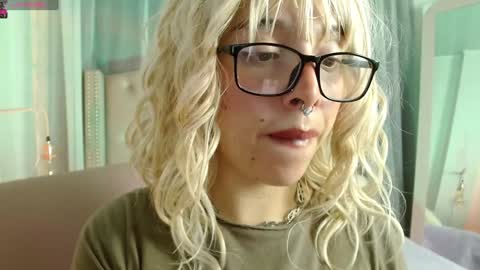 Bri online show from February 1, 6:21 am