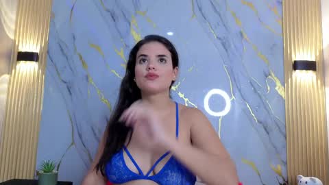 Manuela online show from April 15, 3:29 am