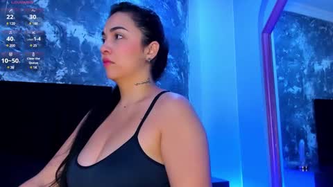     online show from December 5, 12:22 pm