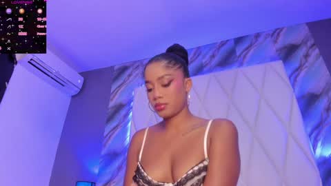 Snapshot of brianarichardson_ chatting on January 25, 4:31 pm  Briana  online show from January 25, 4:31 pm