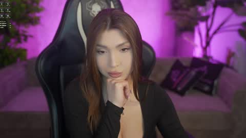 Diamonds Girls online show from April 10, 7:36 am