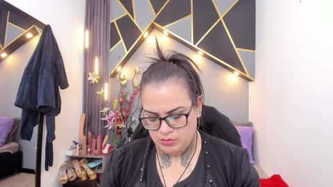 BRIGITTE online show from April 13, 1:51 am