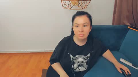 brilliantegirl_ online show from July 7, 6:38 am
