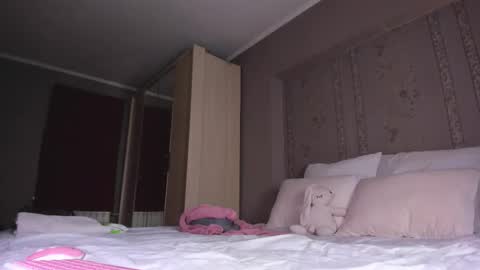 Ann online show from February 7, 9:40 pm