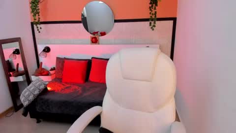 britney_collins_ online show from July 11, 2:50 pm