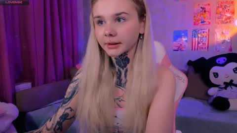 Britney online show from March 7, 8:27 pm