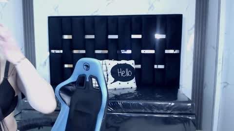 Britney  online show from March 18, 2:38 am