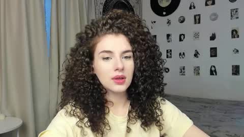 Snapshot of brookchills chatting on October 9, 7:34 am Brook Help me collect 100 reactions online show from October 9, 7:34 am