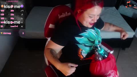 Snapshot of bruja_scarlata chatting on January 31, 8:43 pm Bruja SCarlata online show from January 31, 8:43 pm