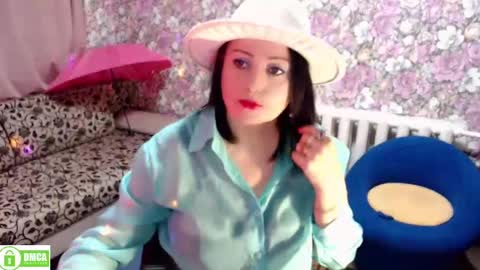 Julia online show from December 22, 10:15 pm