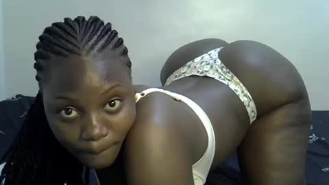 bubbly_ass30 online show from April 10, 9:48 am