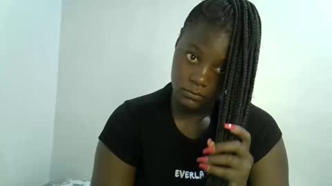 bubbly_ass30 online show from March 2, 9:31 pm