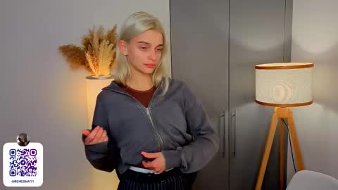 buffycabler online show from November 20, 8:43 pm