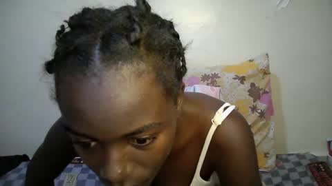 bunny_bliss1 online show from April 6, 3:39 am