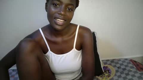 bunny_bliss1 online show from April 14, 5:13 pm