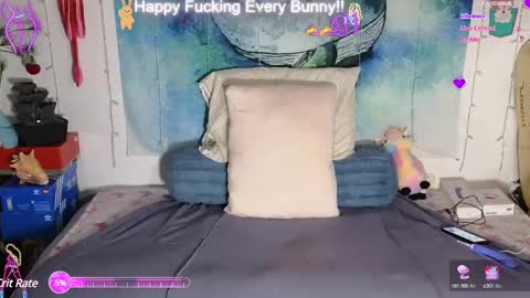 Snapshot of bunnycheekz chatting on February 11, 3:18 am Tokki  bunny  online show from February 11, 3:18 am