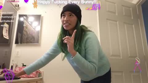 Snapshot of bunnycheekz chatting on January 22, 11:43 pm Tokki  bunny  online show from January 22, 11:43 pm