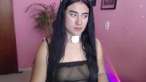 bunnyEmilyR0s33 online show from February 25, 3:54 pm