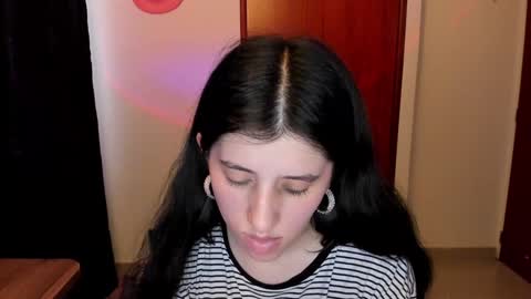 Jess online show from December 3, 7:44 pm