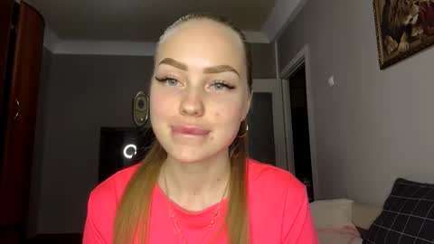 Stella online show from October 8, 3:49 pm