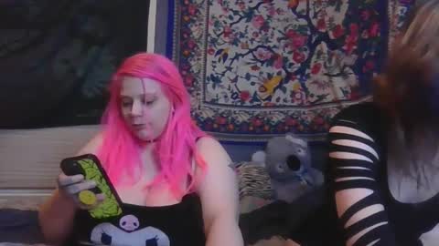 lilly online show from January 1, 3:13 am