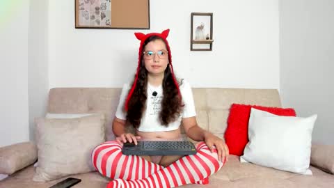 BUNNY BELLA online show from March 5, 10:38 pm