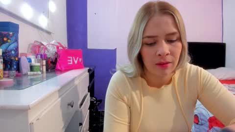 Snapshot of byanca_winklar chatting on September 22, 6:06 pm online show from September 22, 6:06 pm