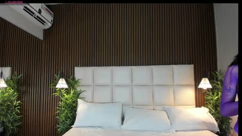 CailynBrown online show from October 21, 4:27 am