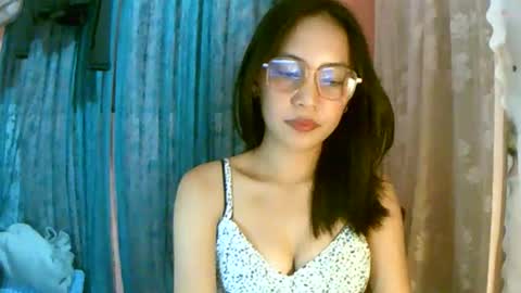 Freya online show from February 5, 11:24 am