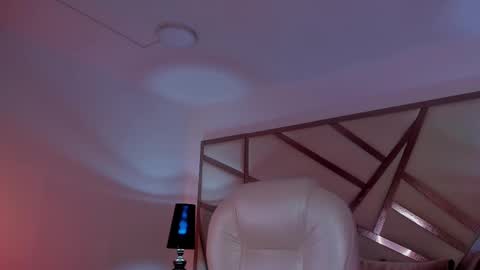 Anna Banana online show from September 10, 12:32 am