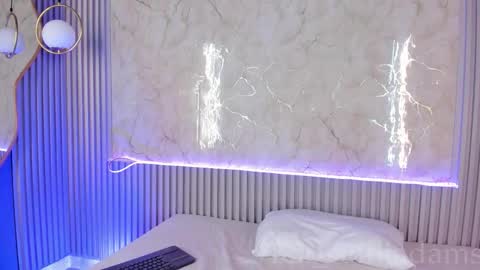 Cami online show from October 27, 10:22 am