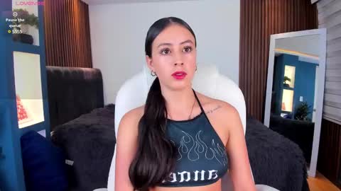 camila_martinez9 online show from March 5, 11:28 am