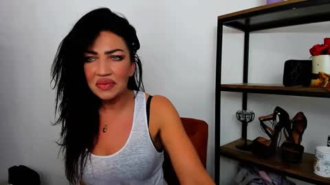 CamileEyes online show from December 16, 9:24 am