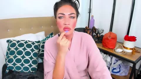 CamileEyes online show from December 23, 8:33 am