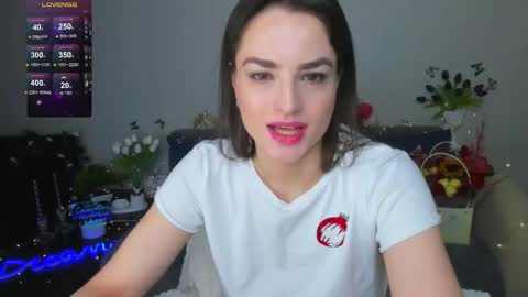 Snapshot of camilla__1one chatting on September 19, 2:10 am camilla__1one online show from September 19, 2:10 am