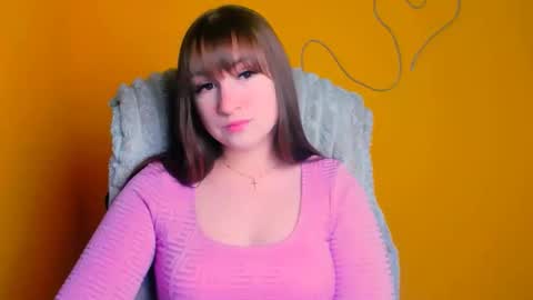 Camilla online show from April 7, 11:12 am