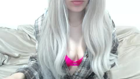 CamilleBunny online show from March 9, 2:59 am