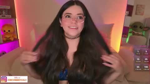   Lets reach 200 thumbs up  online show from October 28, 6:46 pm