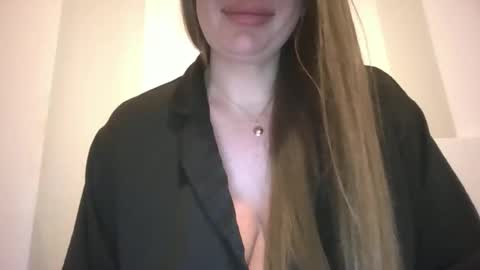 Candice online show from October 18, 9:05 pm