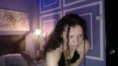 Candy online show from April 10, 3:07 pm