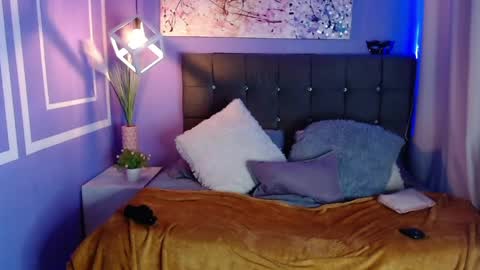 Candy online show from April 5, 2:38 pm