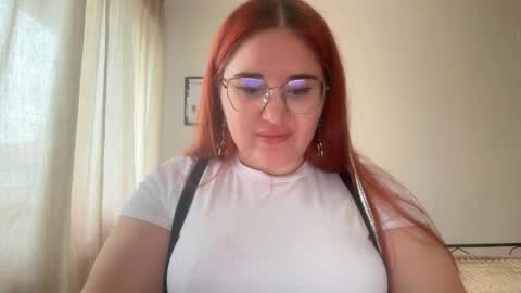 candy_amallia online show from April 4, 9:19 am