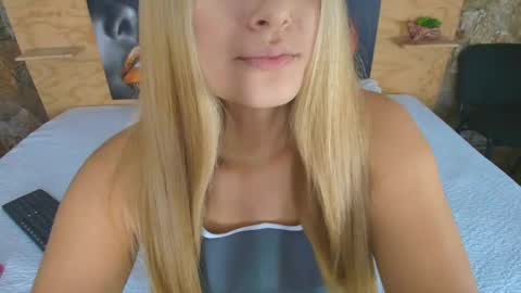 Jolie online show from October 29, 8:55 pm