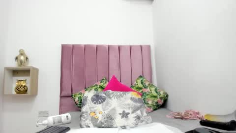 liss sophia online show from October 22, 12:15 am