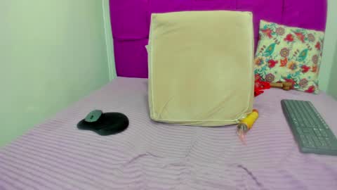 candy_liss21x online show from April 2, 2:03 pm