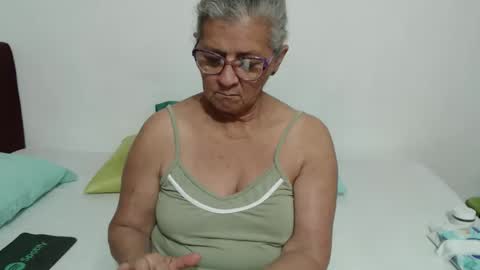 candy online show from March 26, 2:14 am