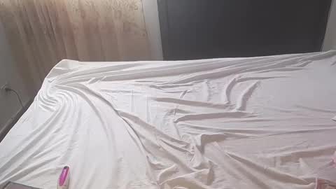 Candy online show from September 24, 5:45 pm